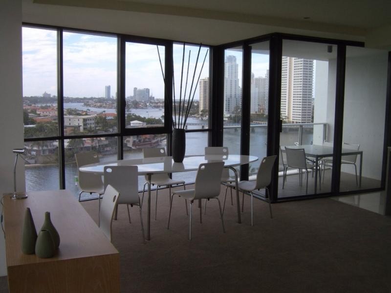 4 Wahrronga Place, Surfers Paradise QLD 4217