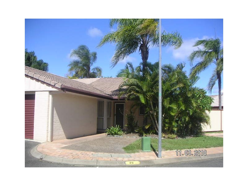 90/128 Benowa Road, Southport QLD 4215