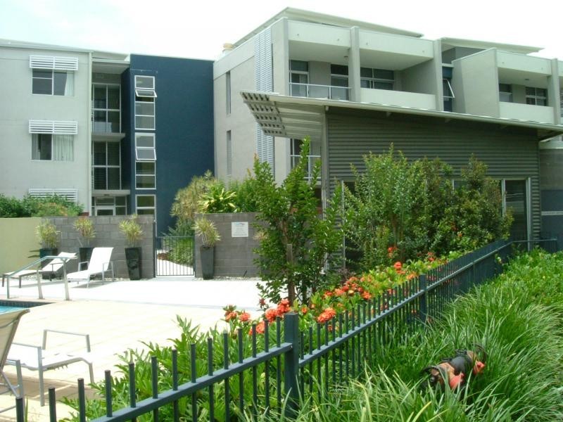 19/2 Campbell St, Toowong QLD 4066