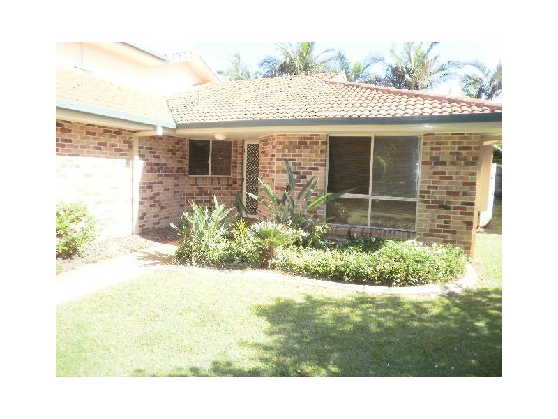272 Oxley Drive, Runaway Bay QLD 4216