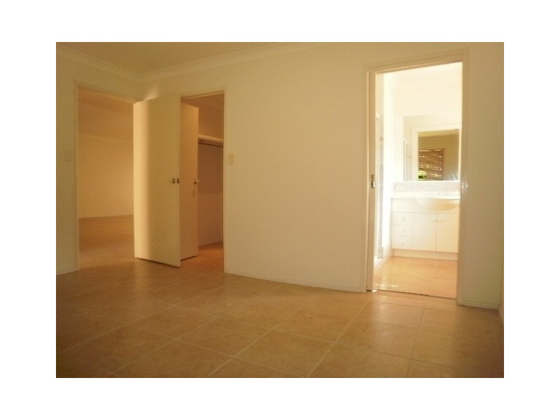 272 Oxley Drive, Runaway Bay QLD 4216