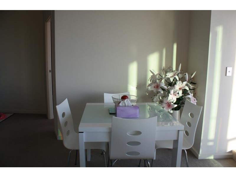 1 Como Crescent, Southport QLD 4215