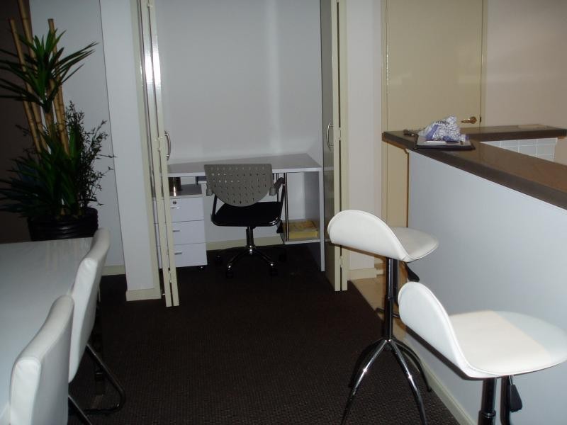 1 Como Crescent, Southport QLD 4215