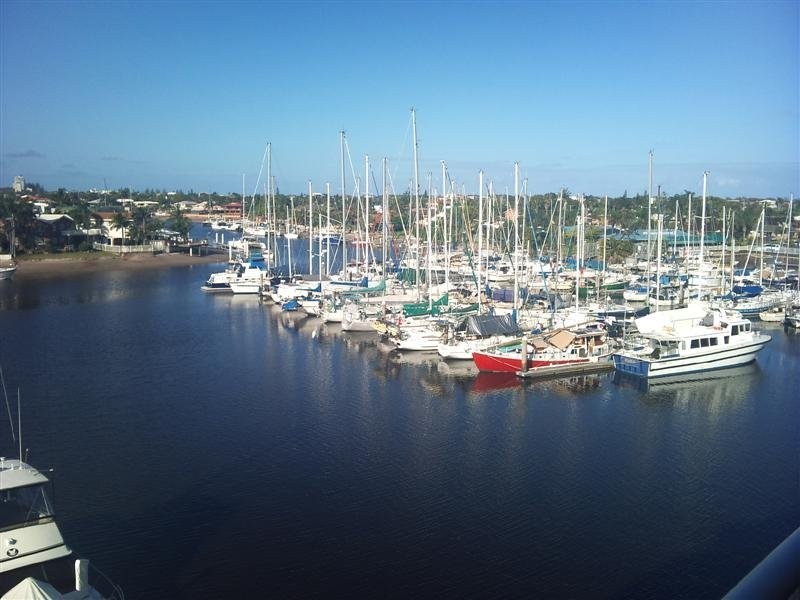 13 Nicklin Way, Minyama QLD 4575