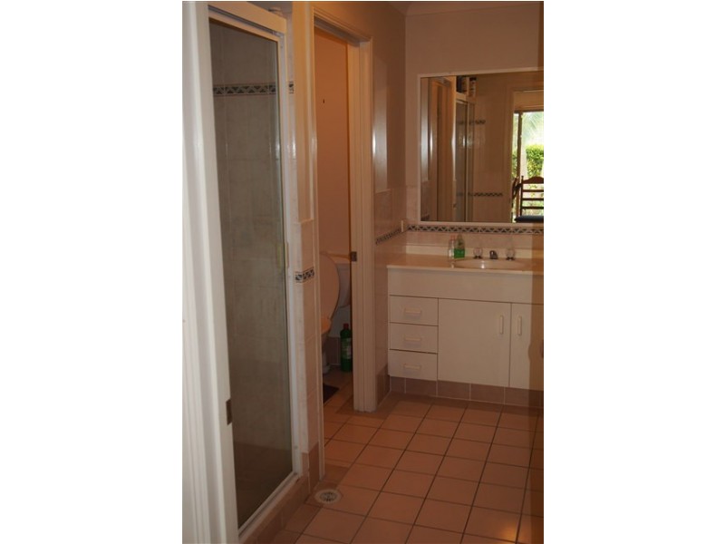 19/4 Koala Town Rd, Upper Coomera QLD 4209