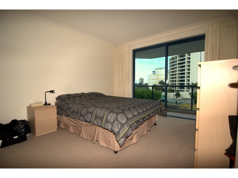 45 Deakin Street, Kangaroo Point QLD 4169