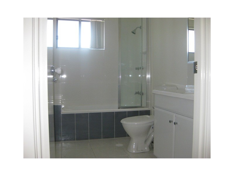 Pacific Pines QLD 4211