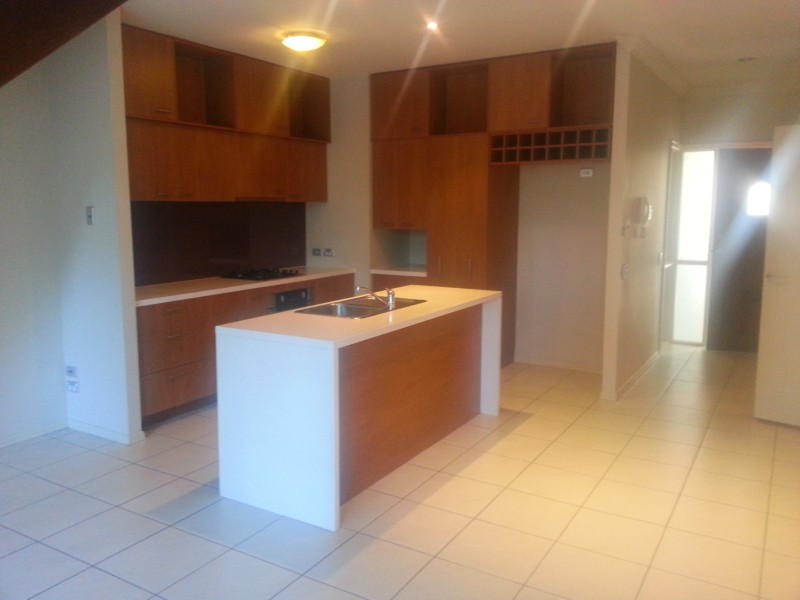 38/7 Elliott St, Surfers Paradise QLD 4217