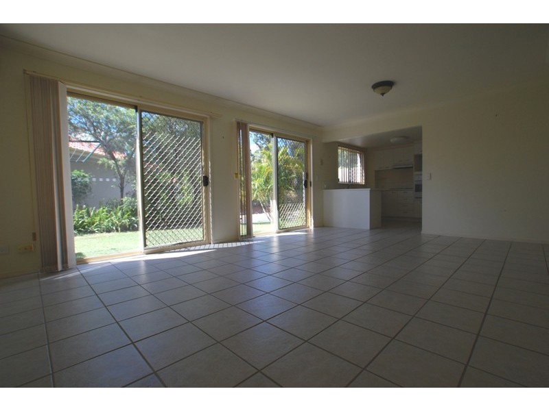 3 Arundel Drive,, Arundel QLD 4214
