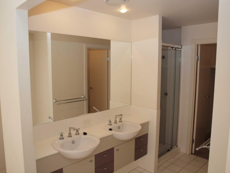 Varsity Lakes QLD 4227