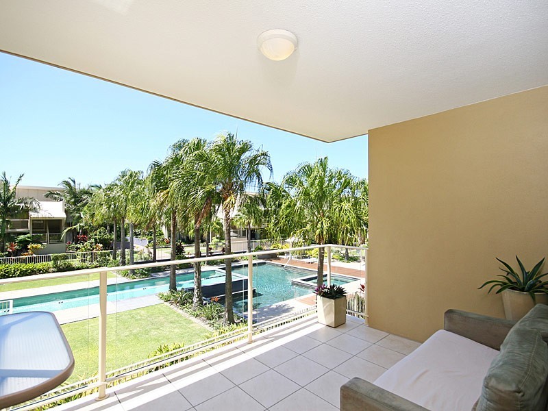 27/1 Grenada Way, Kawana Island QLD 4575