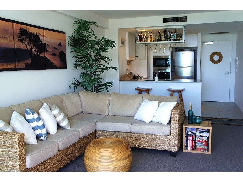 002/2 Creek Street, Coolangatta QLD 4225