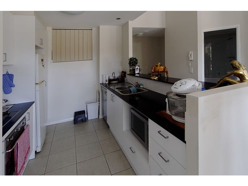 5/1 McNaughton Street, Redcliffe QLD 4020