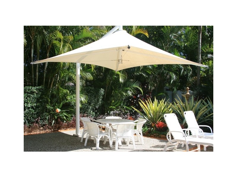 100 Cotlew St East, Southport QLD 4215