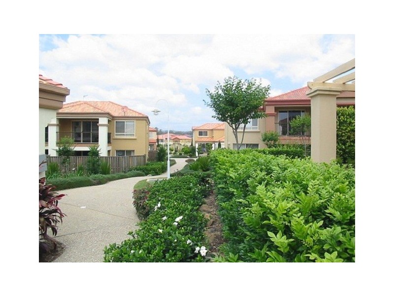 3/480 Christine Avenue, Robina QLD 4226