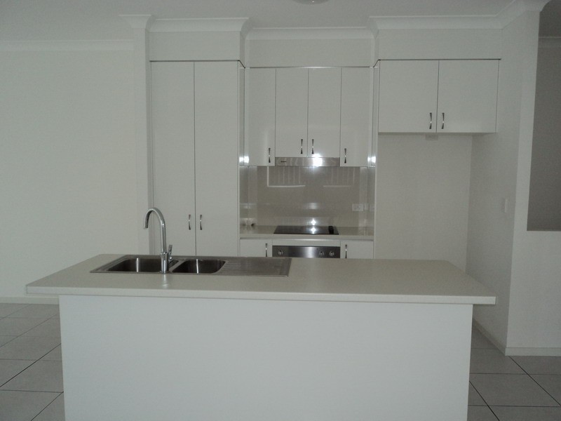 4/46 Bayswater Ave, Varsity Lakes QLD 4227
