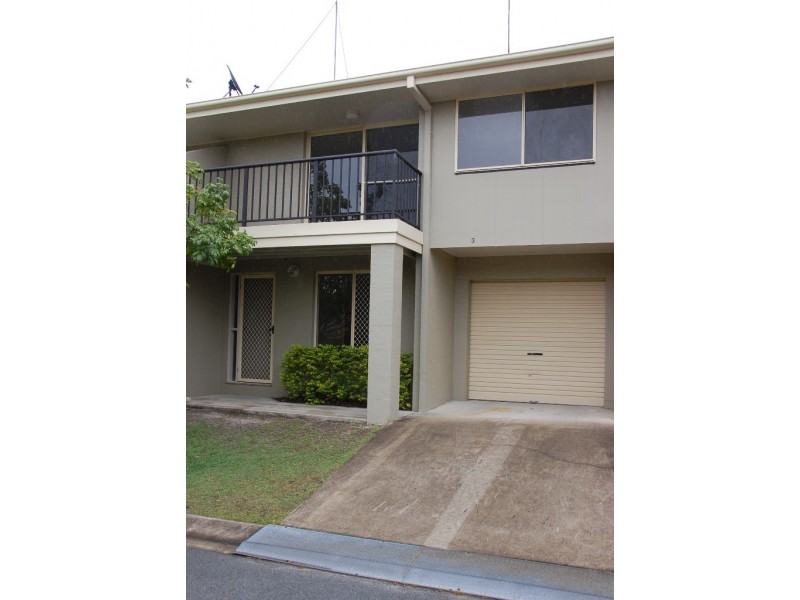 4/3 Arundel Drive,, Arundel QLD 4214