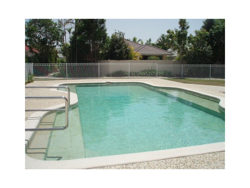 29 Ellis Dr, Mudgeeraba QLD 4213