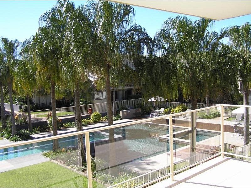 1 Grenada Way, Kawana Island QLD 4575