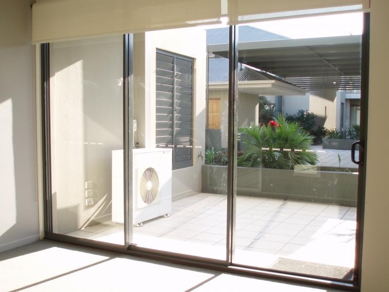 45 Bundall Rd, Surfers Paradise QLD 4217