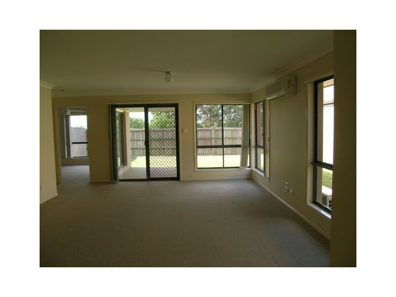 15 College Street, North Lakes QLD 4509