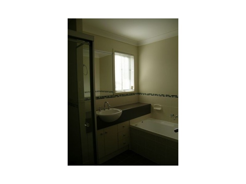 15 College Street, North Lakes QLD 4509