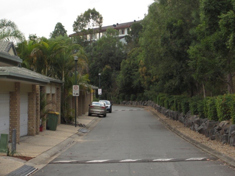 6 Crestridge Crescent, Oxenford QLD 4210