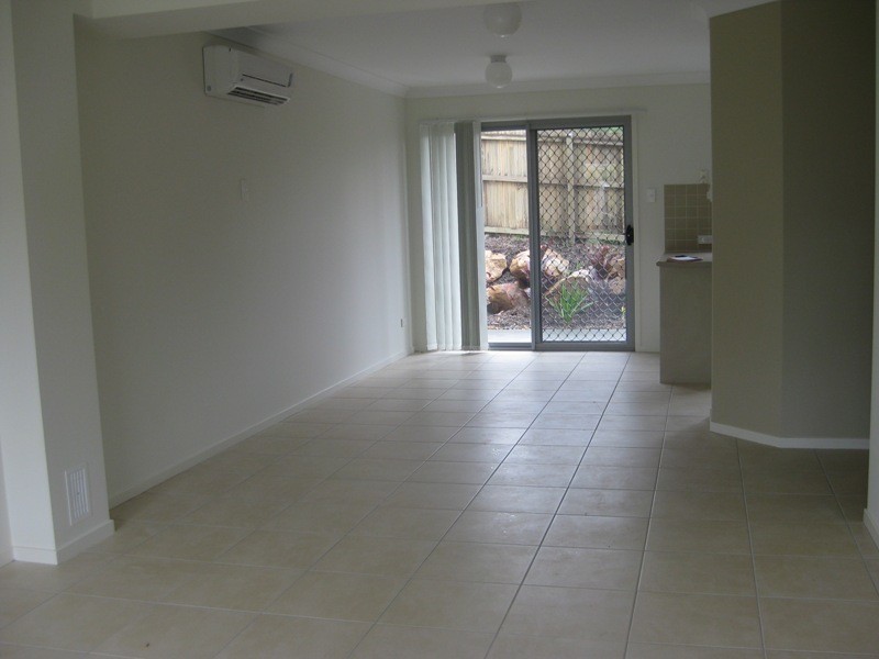 Pacific Pines QLD 4211