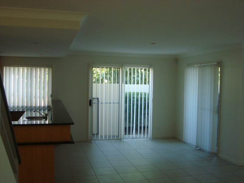 210/5 Easthill Drive,, Robina QLD 4226