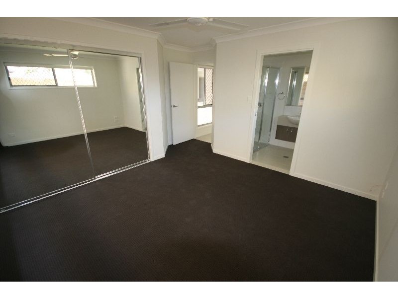 27 Bellflower Crescent, Mount Cotton QLD 4165