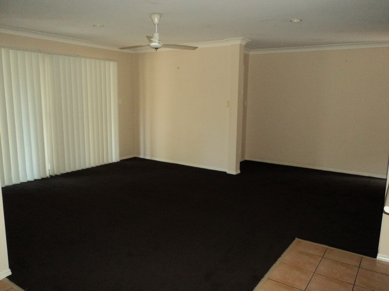 1 Eugene Drive, Varsity Lakes QLD 4227