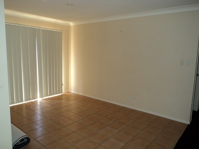 1 Eugene Drive, Varsity Lakes QLD 4227