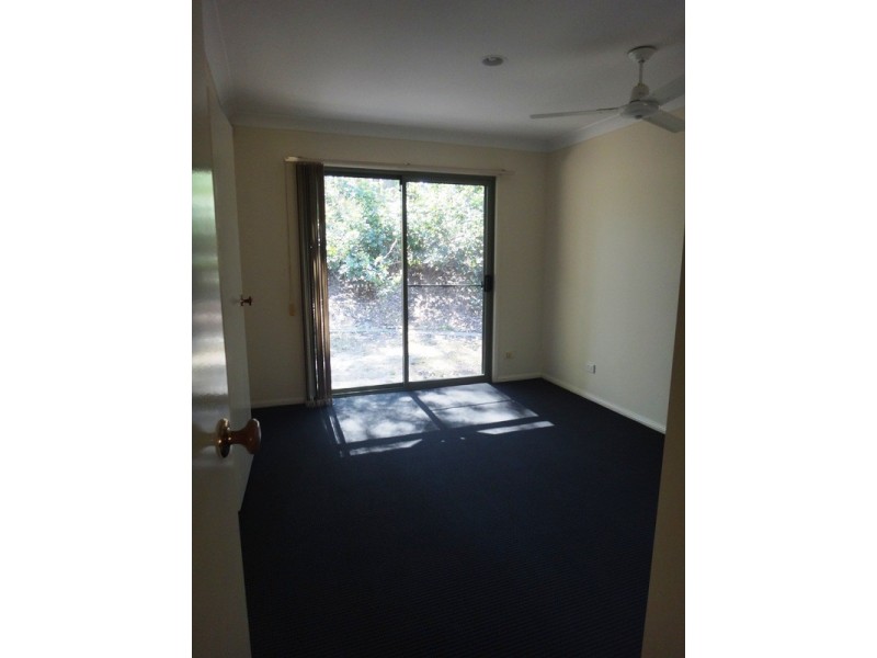 1A/18 Batchworth Road, Molendinar QLD 4214