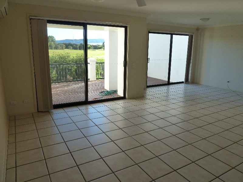 21/22-34 Glenside Drive, Robina QLD 4226