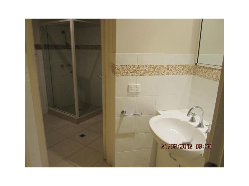 105/128 Benowa Road, Southport QLD 4215