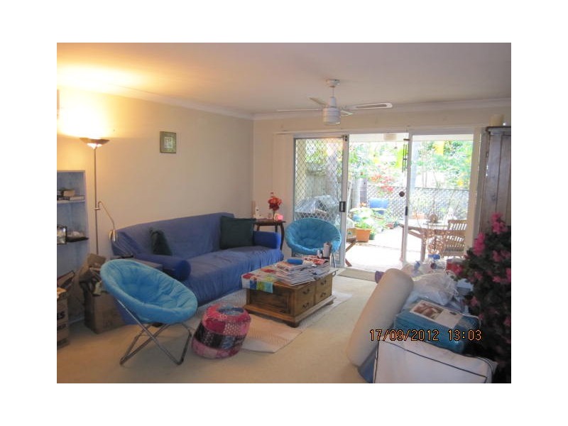 17/128 Benowa Road, Southport QLD 4215