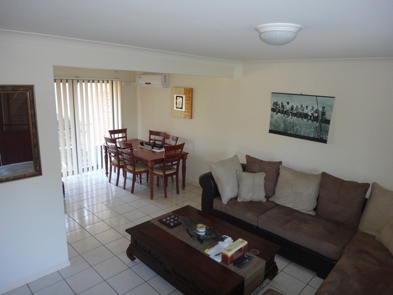 1B/18 Batchworth Road, Molendinar QLD 4214