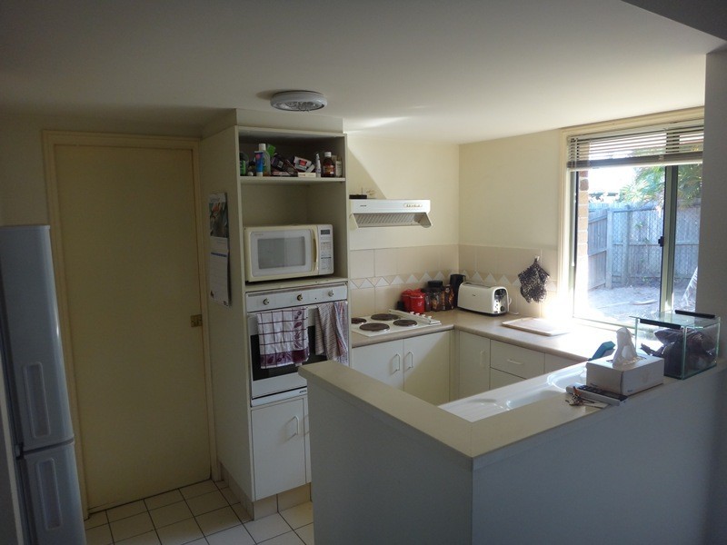 1B/18 Batchworth Road, Molendinar QLD 4214