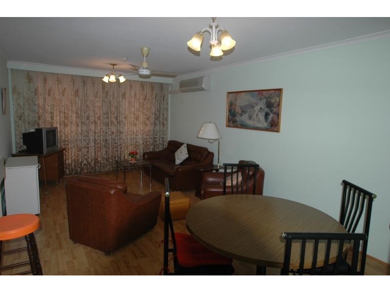 11/2409 Gold Coast Highway, Surfers Paradise QLD 4217