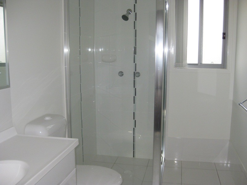 Pacific Pines QLD 4211