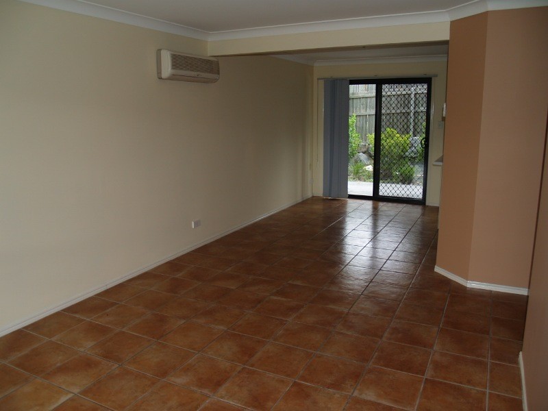 Pacific Pines QLD 4211