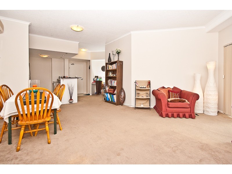 21/1 McNaughton Street, Redcliffe QLD 4020