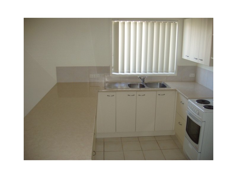 48 Hollywell Road, Biggera Waters QLD 4216