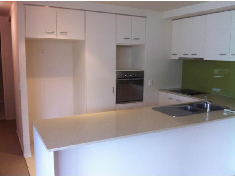 Varsity Lakes QLD 4227