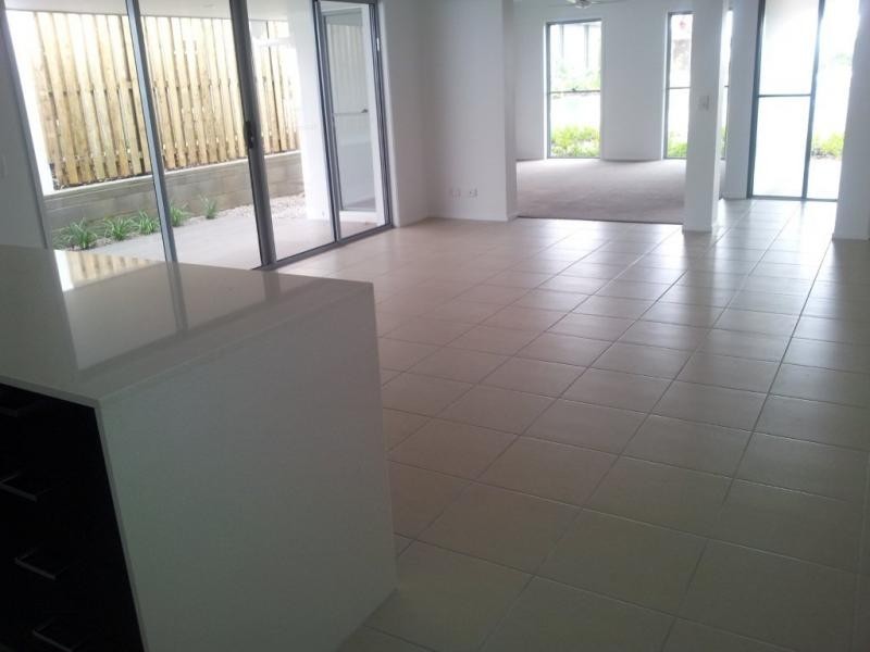 15 Dunes Ct, Peregian Springs QLD 4573