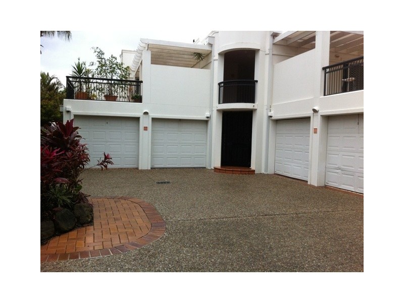 100 Cotlew St East, Southport QLD 4215