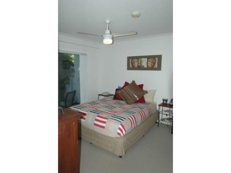 100 Cotlew St East, Southport QLD 4215