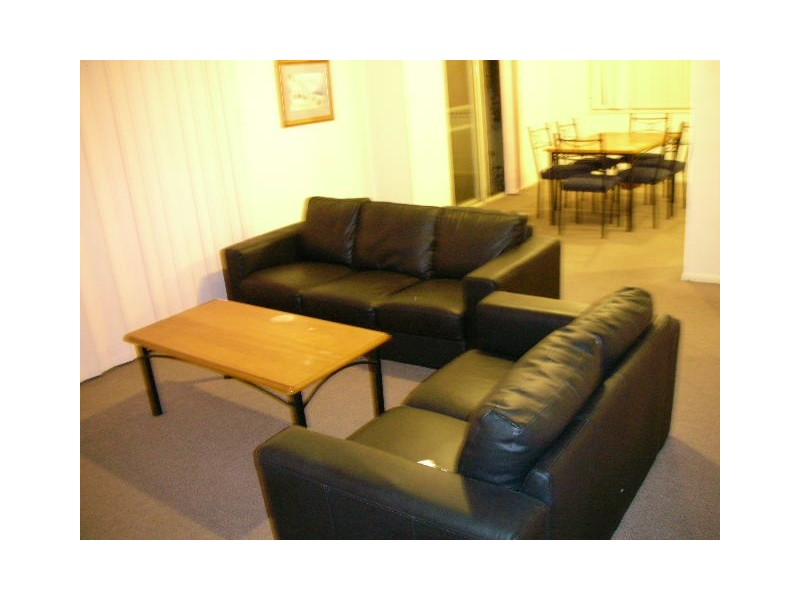 1/126 Klumpp Road, Upper Mount Gravatt QLD 4122