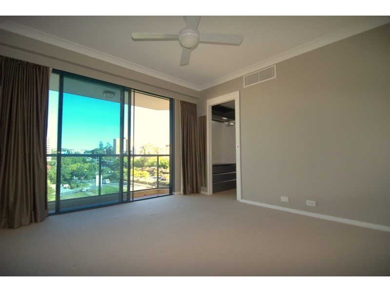45 Deakin Street, Kangaroo Point QLD 4169