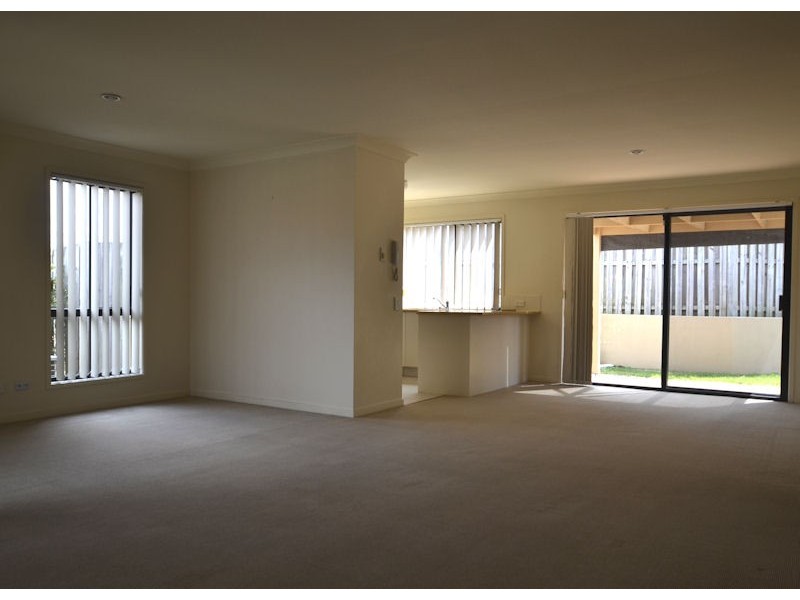 SI118/24 Amsonia Court,, Arundel QLD 4214